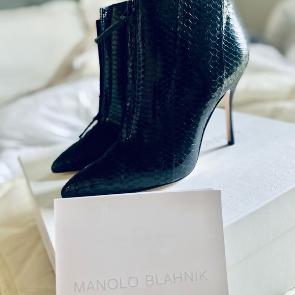 , Manolo booties - Picture 5 of 7